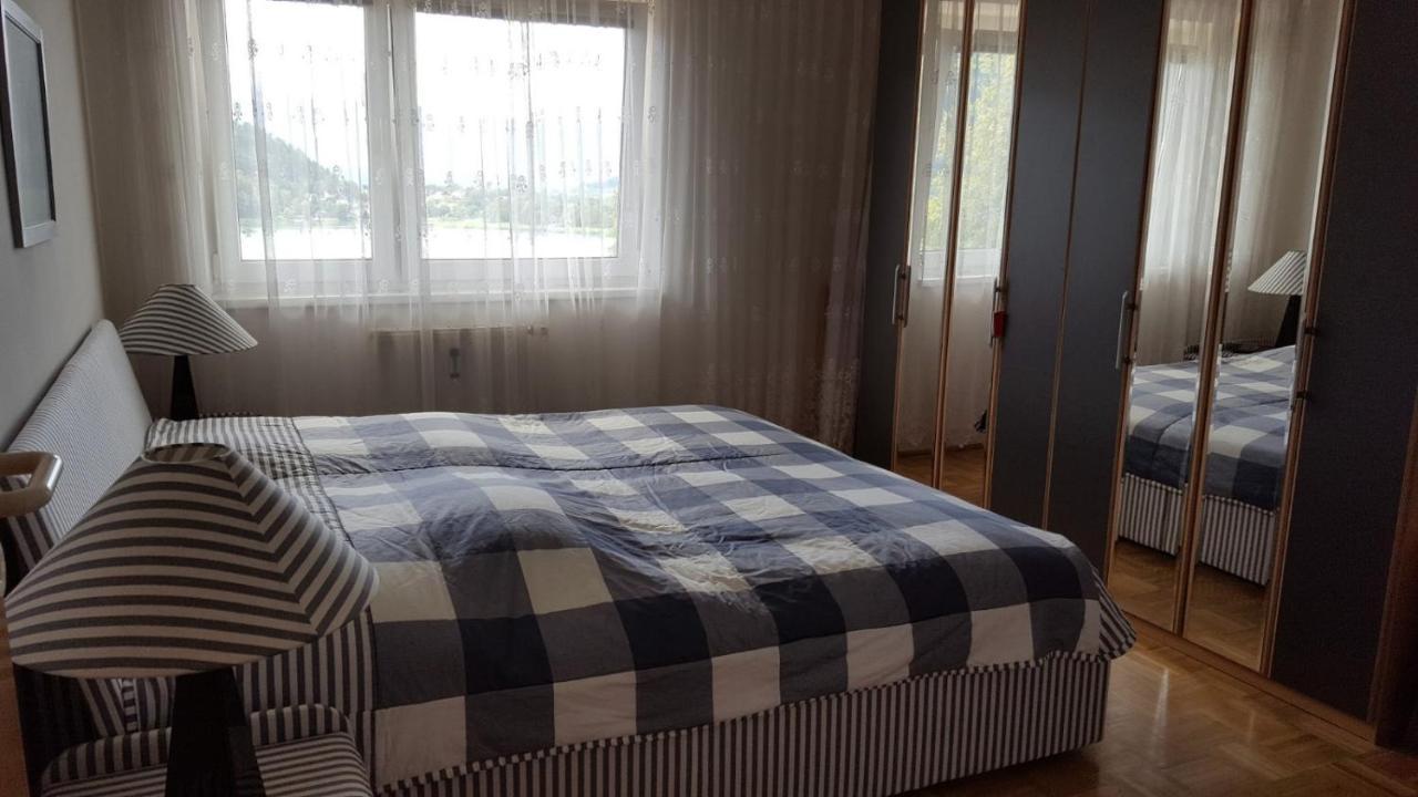 Gemuetliche Ferienwohnung Аненхайм Екстериор снимка