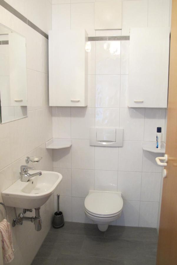 Gemuetliche Ferienwohnung Аненхайм Екстериор снимка