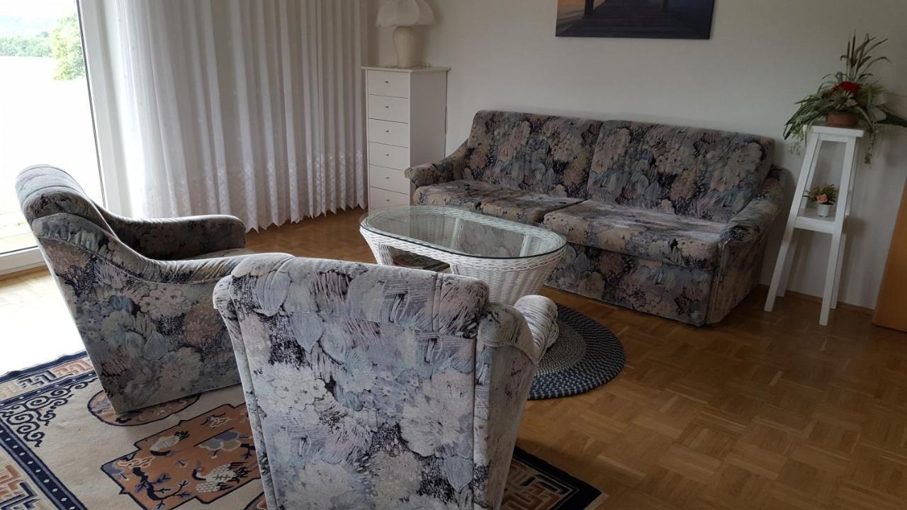Gemuetliche Ferienwohnung Аненхайм Екстериор снимка