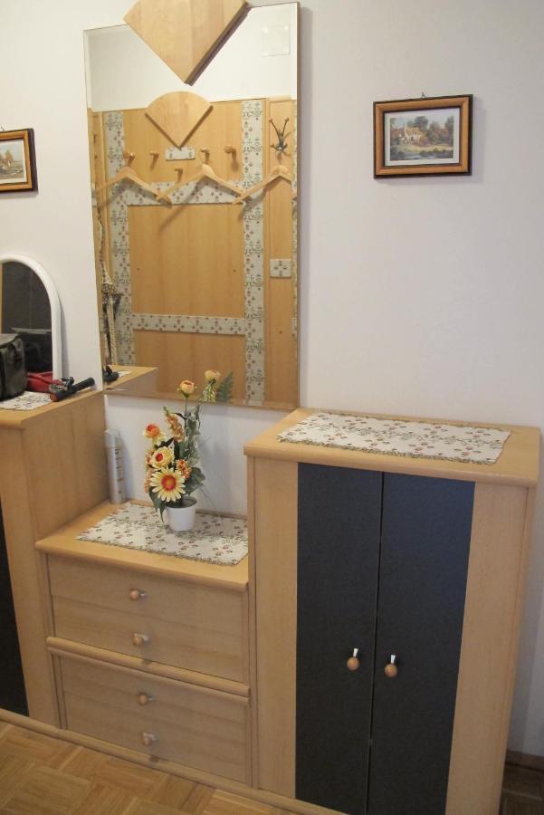 Gemuetliche Ferienwohnung Аненхайм Екстериор снимка