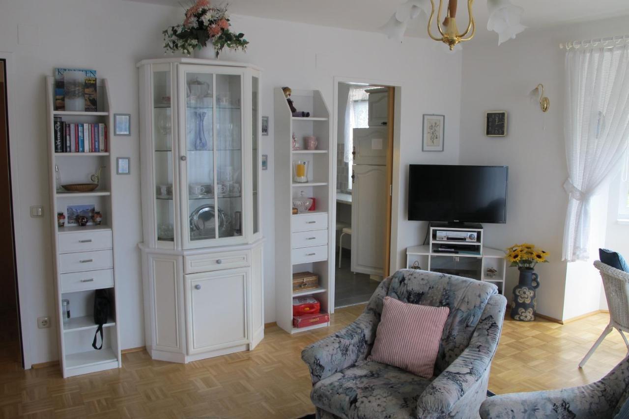 Gemuetliche Ferienwohnung Аненхайм Екстериор снимка